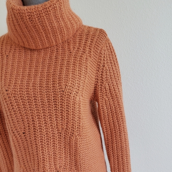 Orange Banana Republic Italian Yarn wool, alpaca, acrylic sweater small - Picture 13 of 14